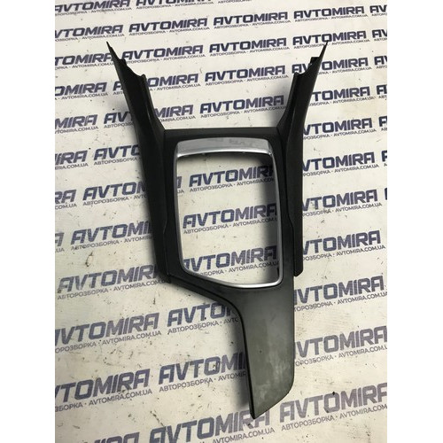Накладка консоли Peugeot 308 SW 2013-2021 9678720077